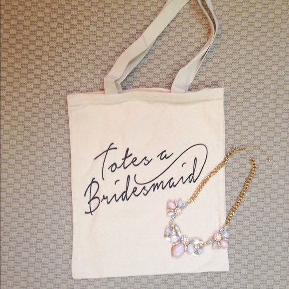 💢SOLD OUT💢 Totes a Bridesmaid tote - Picture 3 of 4