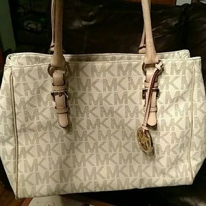 Authentic michael kors Hamilton bag