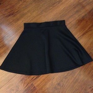 Black skater skirt