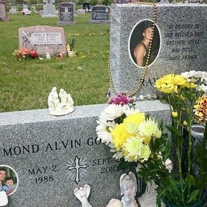 Meet your Posher, Eva