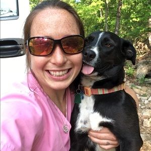 Meet your Posher, Elaina