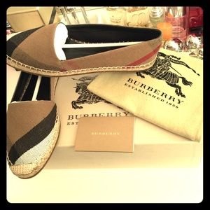 ❤️❤️SOLD!❤️❤️Burberry Espadrille - Hodgeson Check