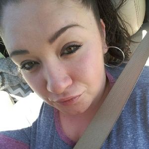 Meet your Posher, Corrina