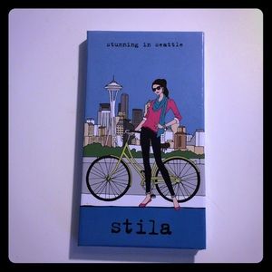 Stunning in Seattle Palette