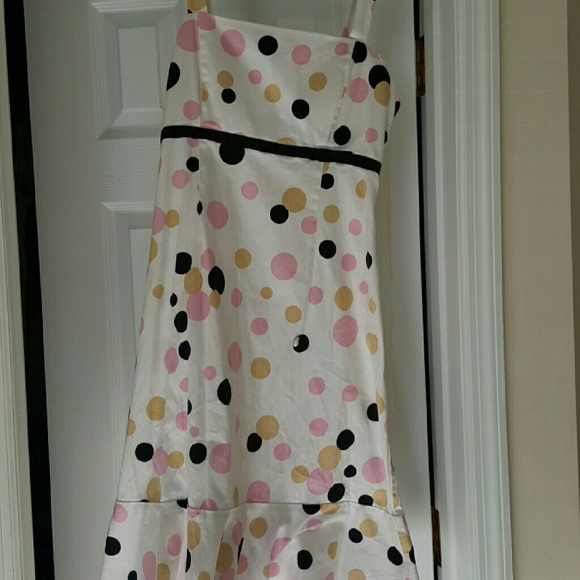 Kim Roger's polka dot dress