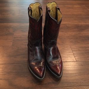 Cowgirl cowboy boots