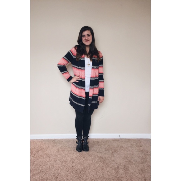 Old Navy Pink & Navy Patterned Sweater
