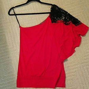 One shoulder top