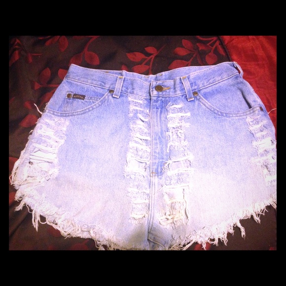 Distressed shorts