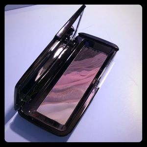 Hourglass Modernist Palette- Monochrome (Rose)