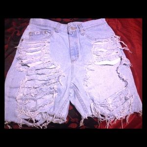 Distressed shorts