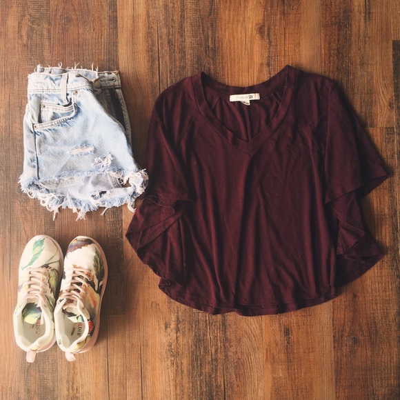 Forever 21 Tops - Hi Low Flowy Top