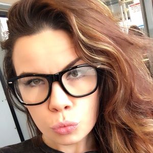 Meet your Posher, Barbora