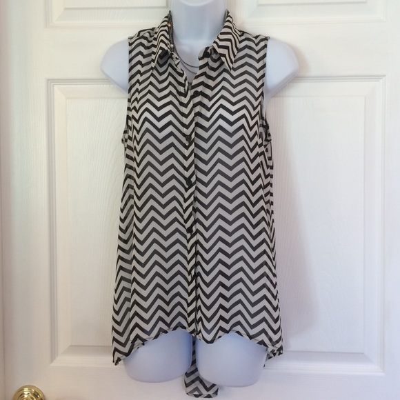 Sheer Sleeveless Chevron