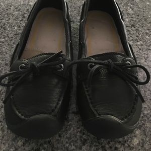 Keen black leather loafers