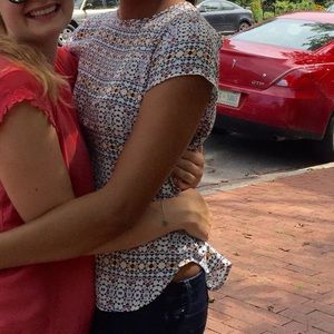 Short sleeve geometrical shirt