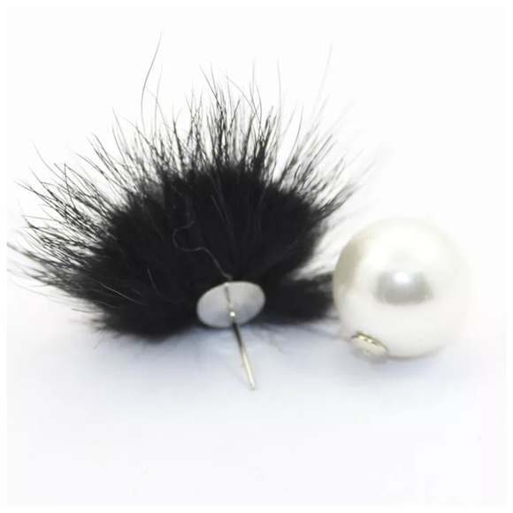 Faux Fur Double Sided Pearl Earrings - Picture 2 of 8