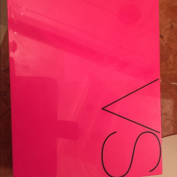 VS makeup kit