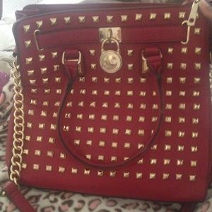Stylish Red Tote Bag open to offers