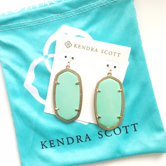 Kendra Scott Jewelry - Kendra Scott Danielle Earrings - Mint/gold
