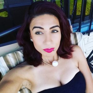 Meet your Posher, Rae