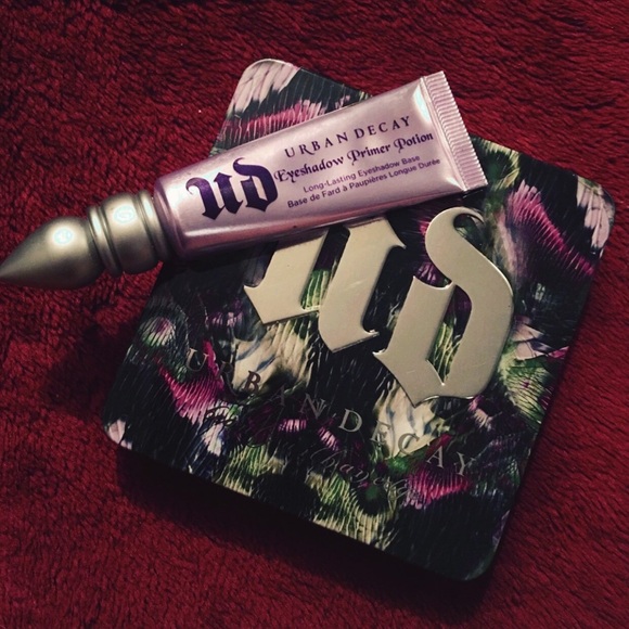 Urban Decay Bundle - Picture 1 of 4