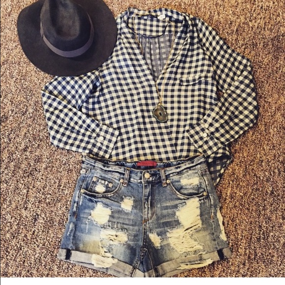 Plaid top