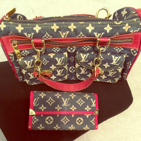 Beautiful bag with wallet