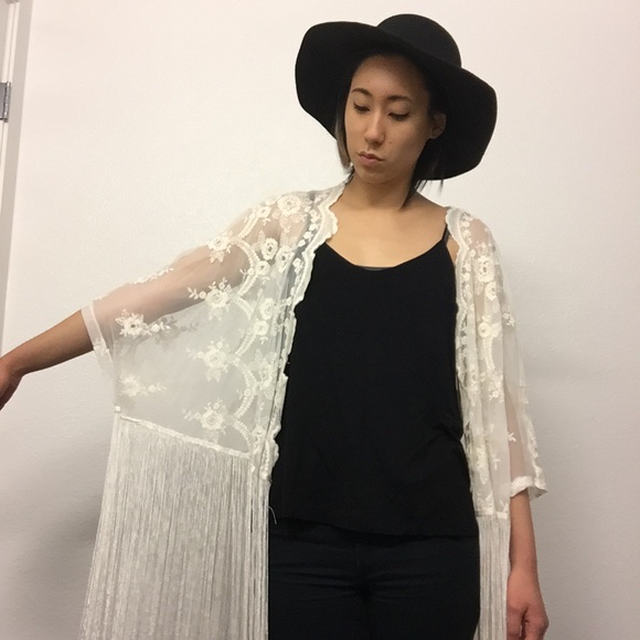 Sheer Fringed Kimono - Picture 3 of 5