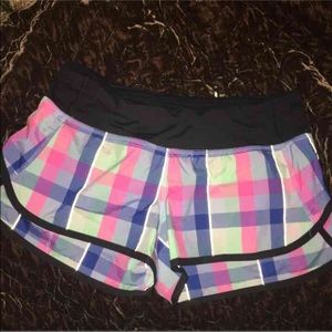 Lululemon size 4 pop plaid speed shorts