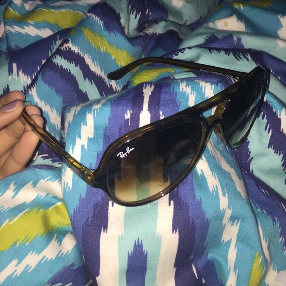 Raybans  4125 CATS 5000