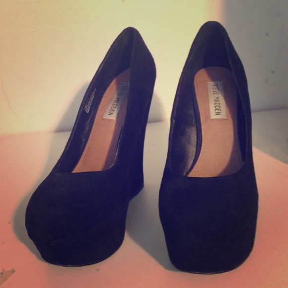 Steve Madden Pammyy wedge 7.5