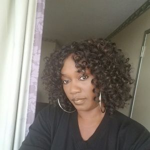 Meet your Posher, Sabrina