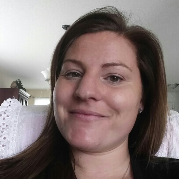 Meet your Posher, Kendra