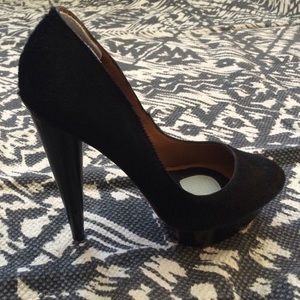 Elizabeth & James pony hair platforms