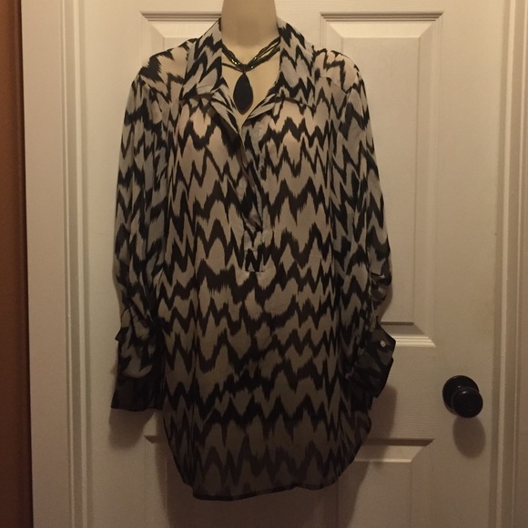 Sheer blouse 3/4 sleeve