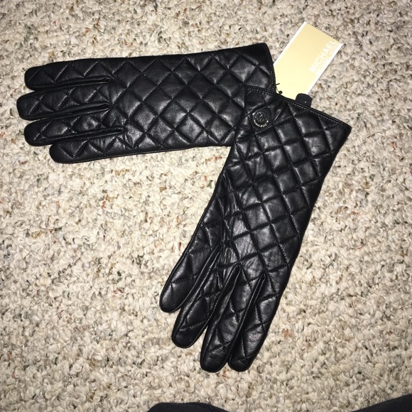 Michael kors leather gloves