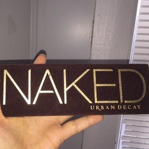 Naked Palette !
