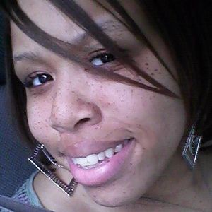 Meet your Posher, Candace