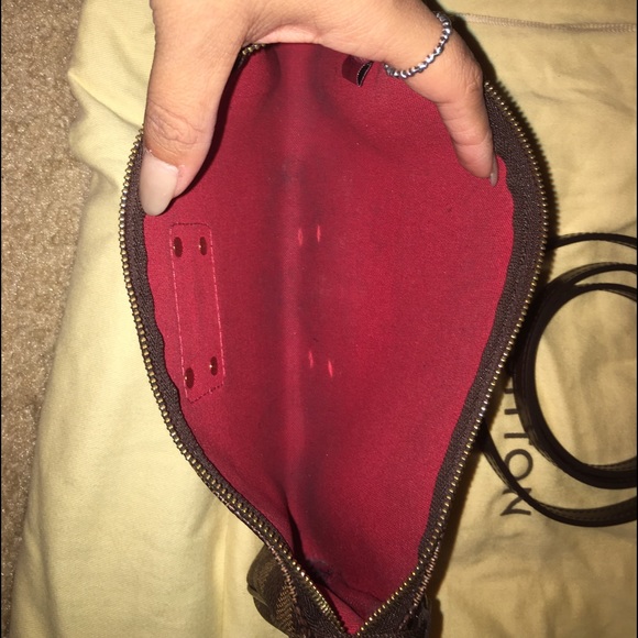 Sold on m - Picture 2 of 4