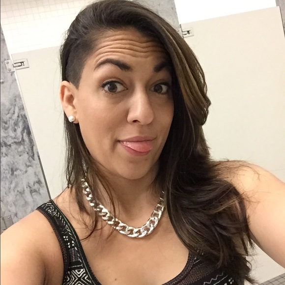 Meet your Posher, Tisa