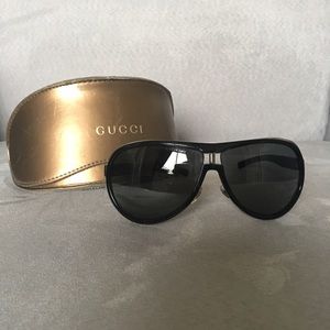 Gucci aviator glasses
