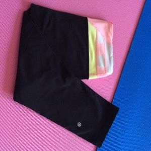 Lululemon crops reversible