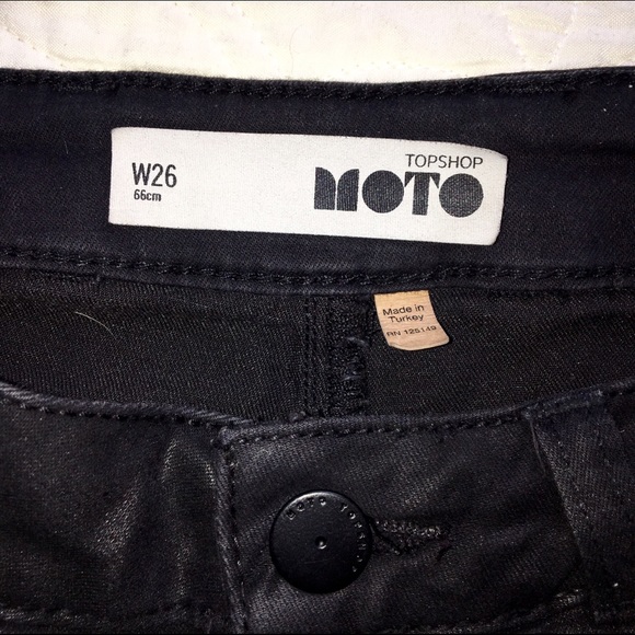TOPSHOP Black Moto High Waisted Shorts - Picture 2 of 3