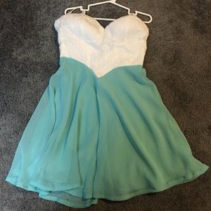 Strapless dress