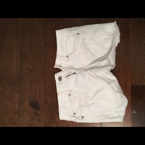 American Eagle White Shorts