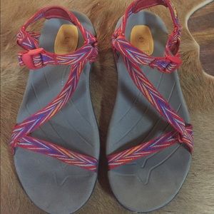 Teva Sandles