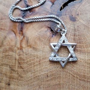Serling silver Star of David with necklace