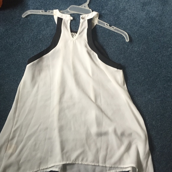 Arden B white and black top - Picture 2 of 4