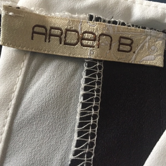 Arden B white and black top - Picture 3 of 4